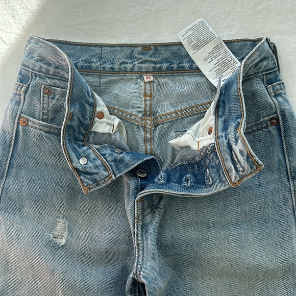 Levi’s Vintage Jeans - Picture 2 of 3